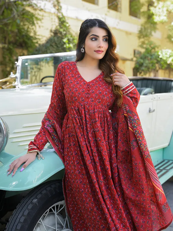 Red_Floral_Cotton_Printed_Anarkali_Kurta_Pant_With_Dupatta_For_Women