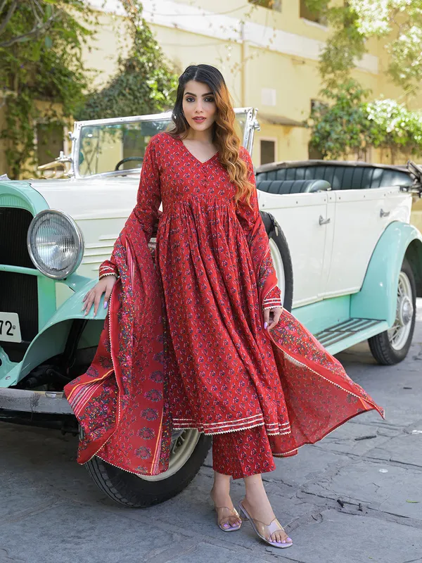 Red_Floral_Cotton_Printed_Anarkali_Kurta_Pant_With_Dupatta_For_Women
