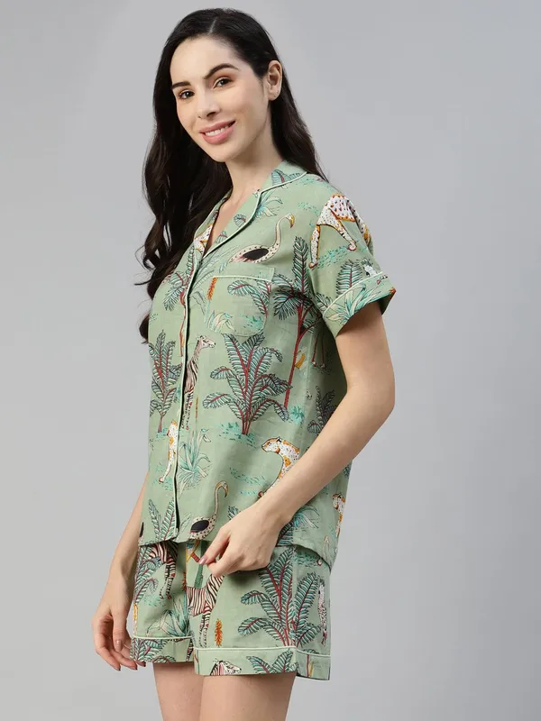 Sea_Green_Cotton_Animal_Print_Night_Suit_For_Women