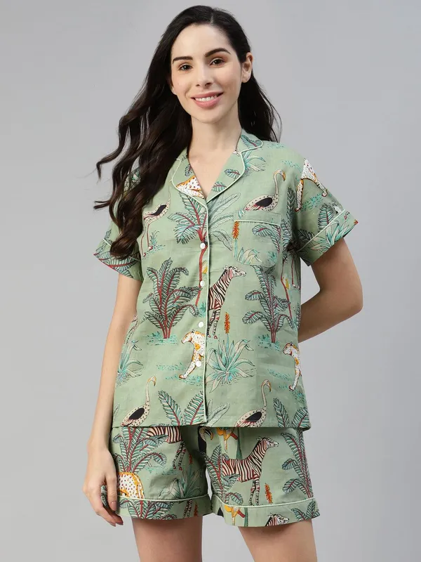 Sea_Green_Cotton_Animal_Print_Night_Suit_For_Women