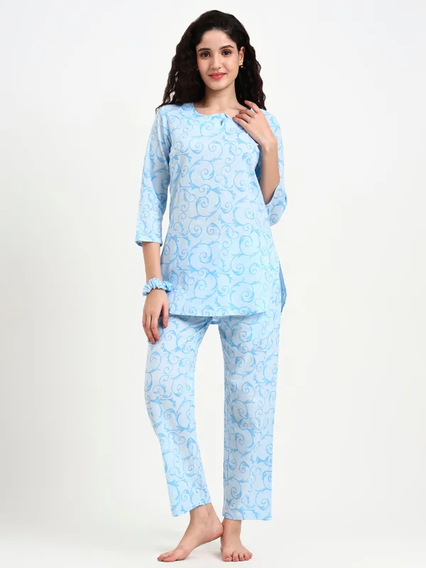 Sky_Blue_Floral_Print_Cotton_Night_Suit_For_Women