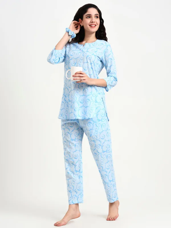 Sky_Blue_Floral_Print_Cotton_Night_Suit_For_Women