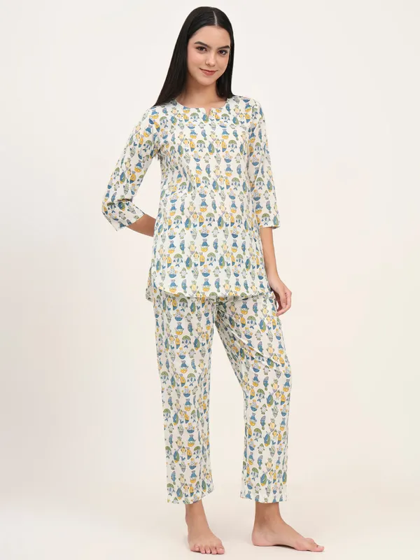 White_Cotton_Printed_Night_Suit_Set_For_Women