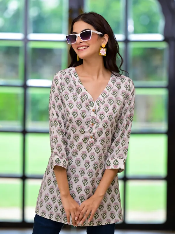 White_Floral_Print_Pure_Cotton_A-Line_Top_For_Women