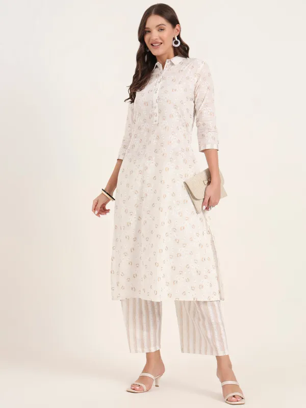 White_Floral_Printed_Cotton_Kurta_Pant_Set_For_Women