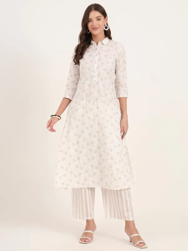 White_Floral_Printed_Cotton_Kurta_Pant_Set_For_Women