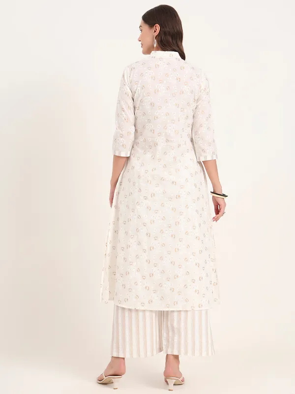 White_Floral_Printed_Cotton_Kurta_Pant_Set_For_Women