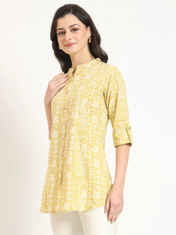 Yellow_Cotton_Fabric_Straight_Top_For_Women