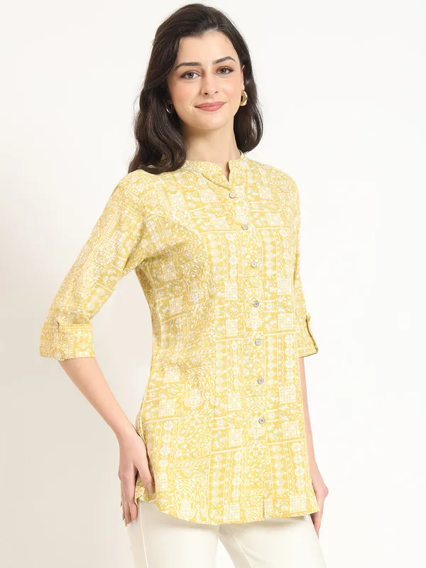 Yellow_Cotton_Fabric_Straight_Top_For_Women