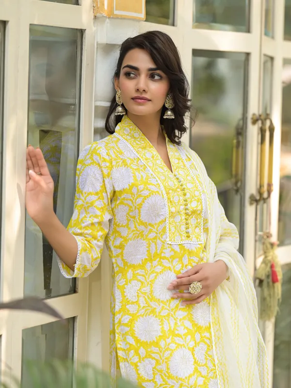Yellow_Hand_Block_Print_Pure_Cotton_Straight_Kurta_Set_For_Women