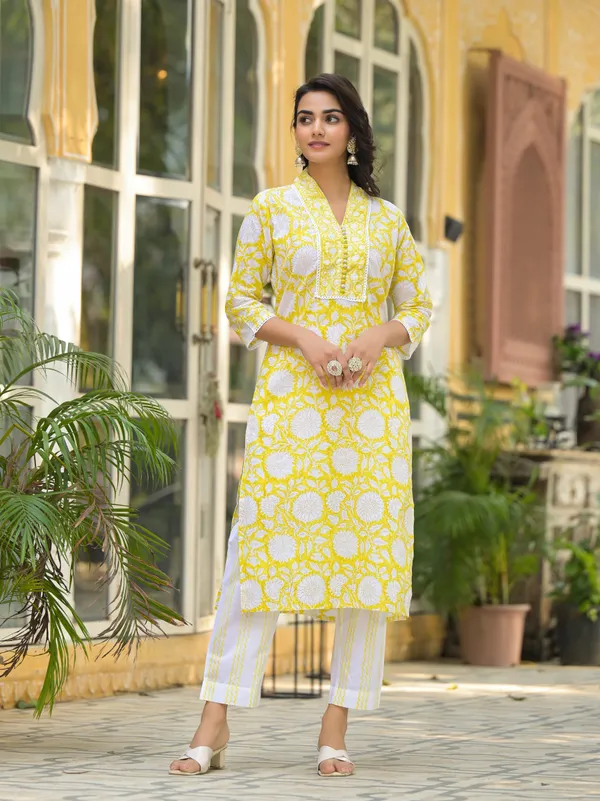 Yellow_Hand_Block_Print_Pure_Cotton_Straight_Kurta_Set_For_Women