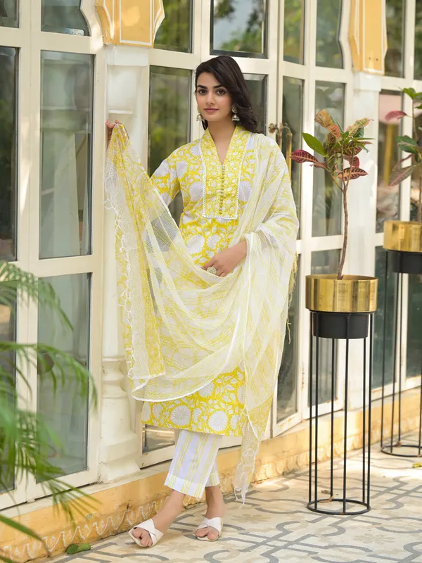 Yellow_Hand_Block_Print_Pure_Cotton_Straight_Kurta_Set_For_Women