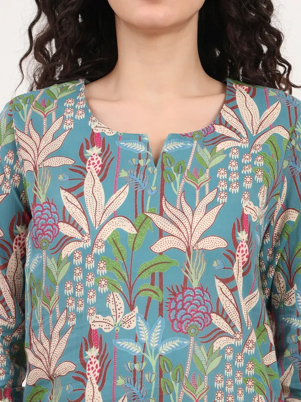 Teal_Green_Round_Neck_Cotton_Night_Suit_For_Women