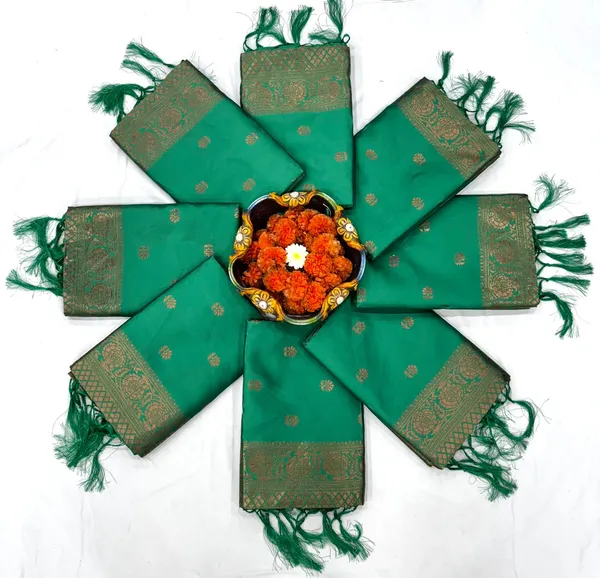 Premium_Green_Soft_Silk_Saree_with_Rich_Pallu_and_All-Over_Jacquard_Work