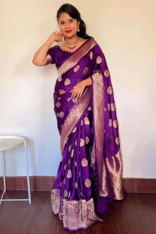 Premium_Purple_Soft_Silk_Saree_with_Rich_Pallu_and_All-Over_Jacquard_Work