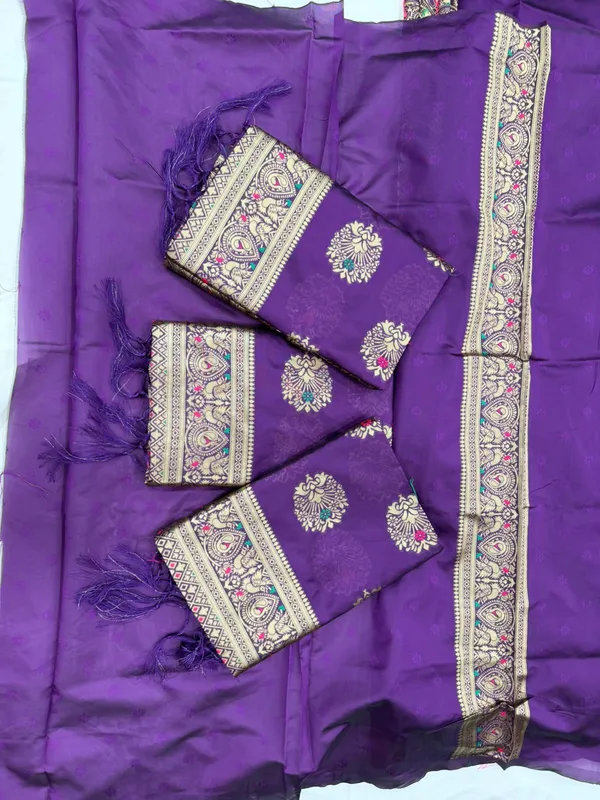 Premium_Purple_Soft_Silk_Saree_with_Rich_Pallu_and_All-Over_Jacquard_Work