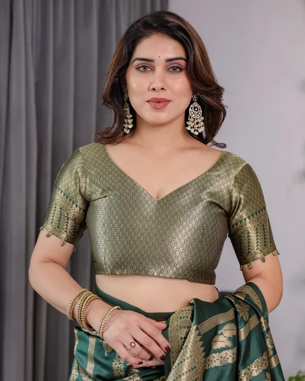 Green_Traditional_Woven_Zari_Saree
