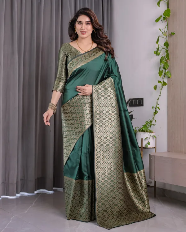 Green_Banarasi_Silk_Jacquard_Saree