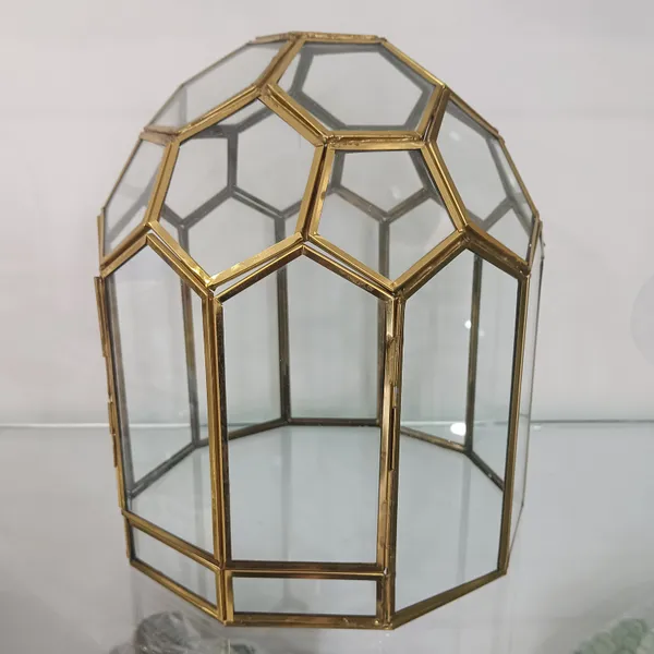 Igloo_Terrarium_Glass_And_gold_Metal