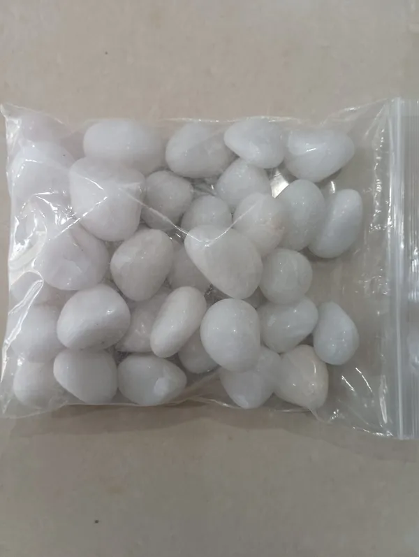 Aquarium_Pebbles_White_Stone__Decoratives
