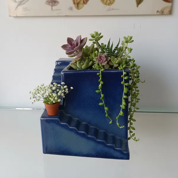Elevator__Planter_Ceramic_Blue