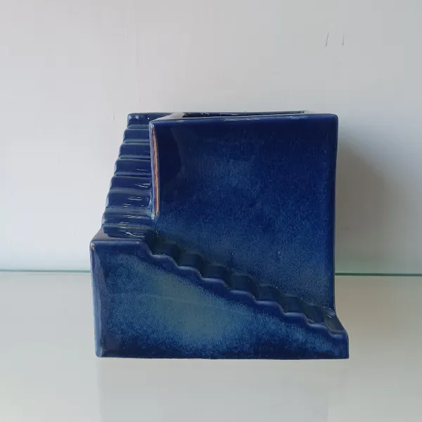 Elevator__Planter_Ceramic_Blue