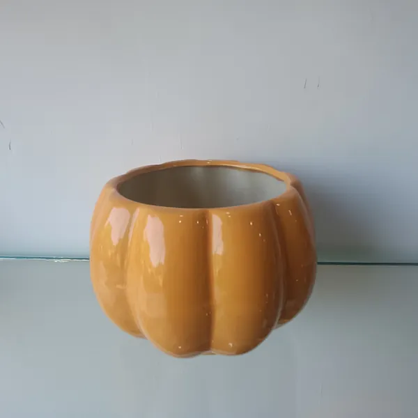Petal_Pot_Yellow_Ceramic_Planter