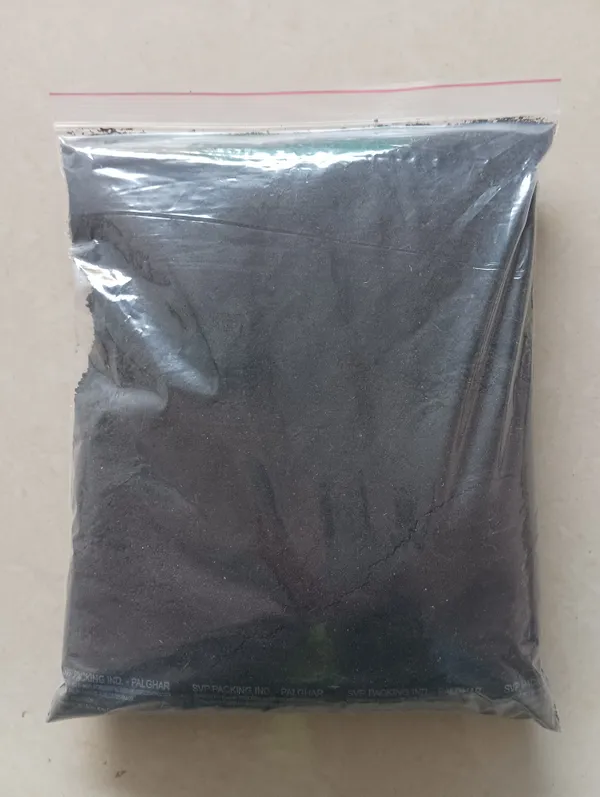 Vermicompost_Black_Brown_Organic_Matter
