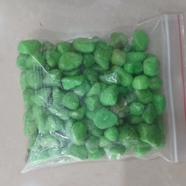 Aquarium_Pebbles__Green_Stone_Decoratives