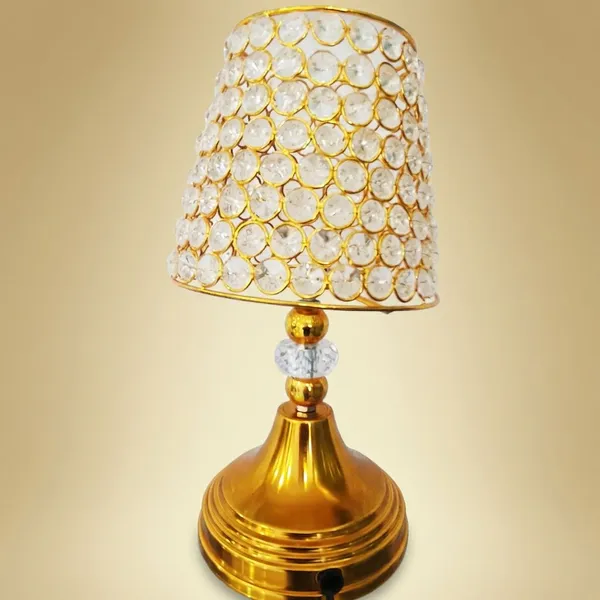 Decorative_Golden_metal_Lamp