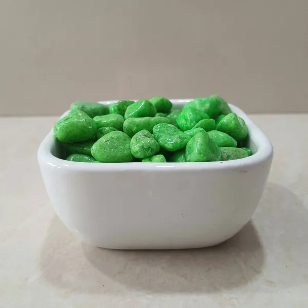 Aquarium_Pebbles__Green_Stone_Decoratives