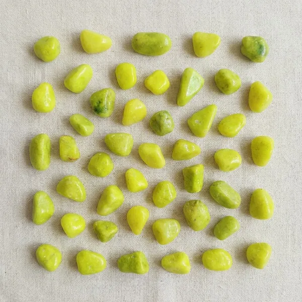 Aquarium_Pebbles_Yellow_stone__Decoratives