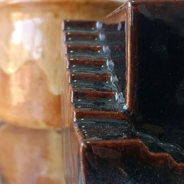 Elevator_Planter_Ceramic_Brown