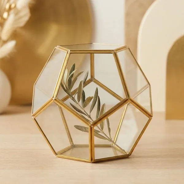Octagon_Terrarium_Glass_And_Metal