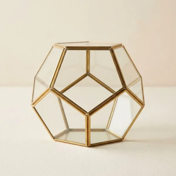 Octagon_Terrarium_Glass_And_Metal