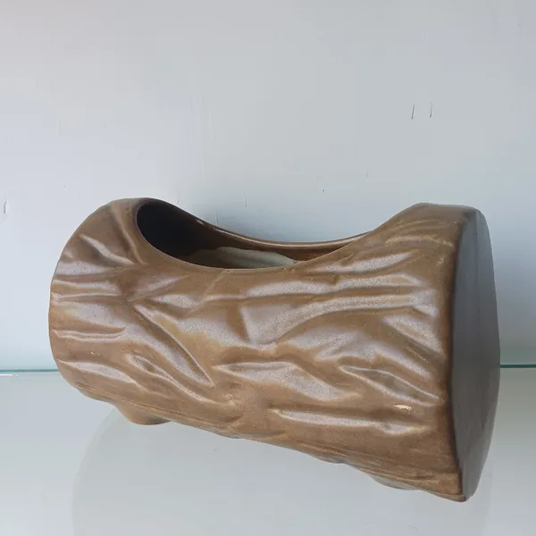 Tree_Trunk__Ceramic_Planter_Brown