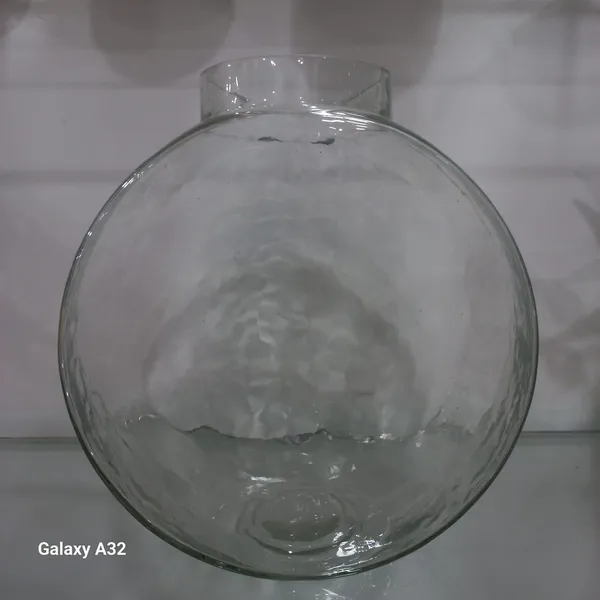 Transparent_Glass_Moon_Pot_Light_Weight_Aquarium_For_Home_Decoration