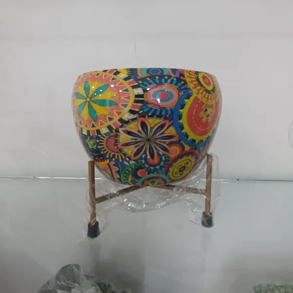 Apple_planter_with_stand