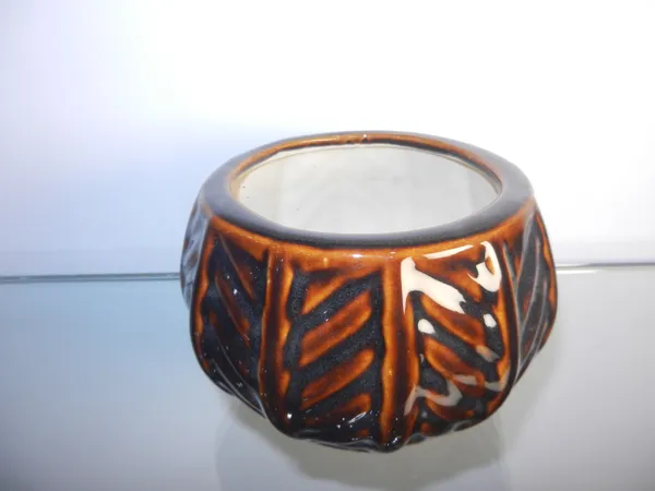 Cera_Fin_ceramic_Planter