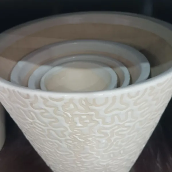 Flairy_Flora_4_Pc_Designer_V_Shape_Off_White_Ceramic_Planter