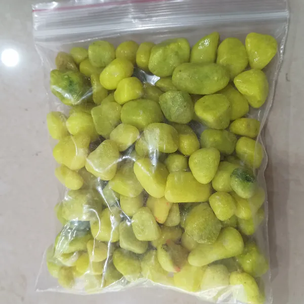 Aquarium_Pebbles_Yellow_stone__Decoratives
