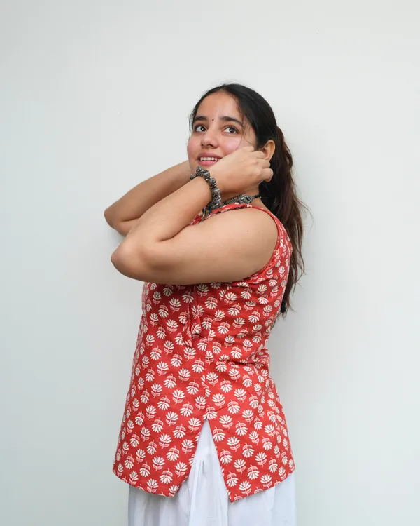 Aarohi_-_Orange_lotus_print_short_kurti_for_women
