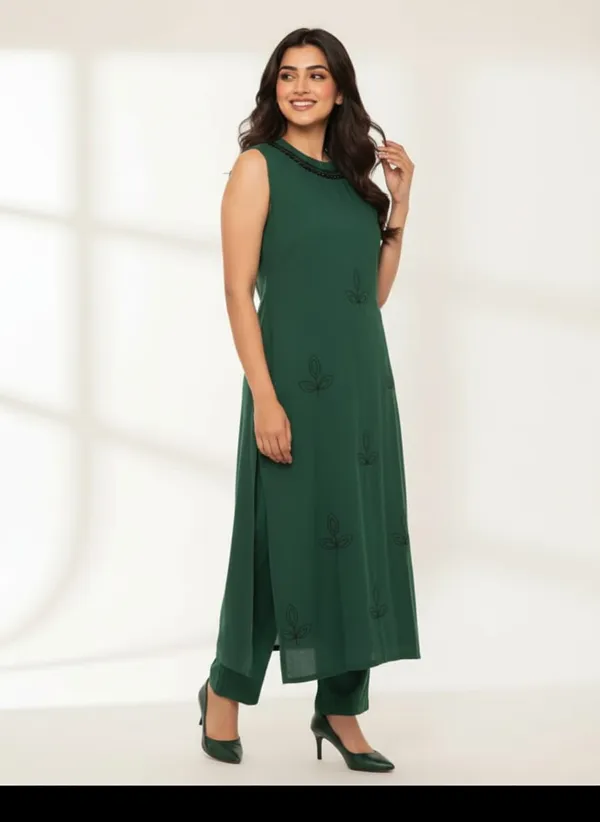 Forest_Green_Rayon_Fabric_Embroidered_Straight_Kurta_With_Pants_For_Women