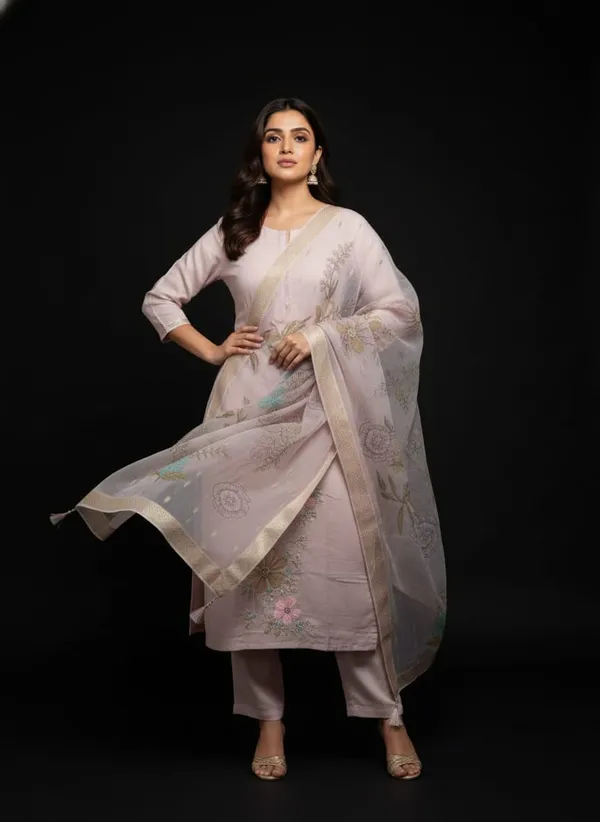 Blush_Pink_Serenity_Ethnic_Muslin_Suit_Set_For_Women