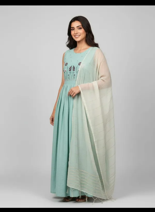 Mint_Green_Mul_Cotton_Meadow_Embroidered_Kurta_Set_With_Dupatta_For_Women
