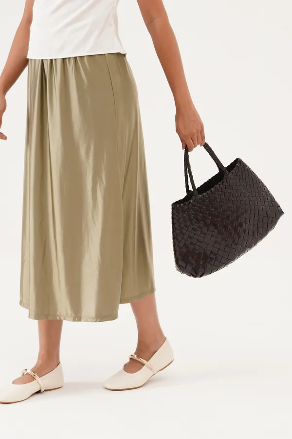 Molton_Brown_Premium_Leather_Shoulder_Bag_For_Women
