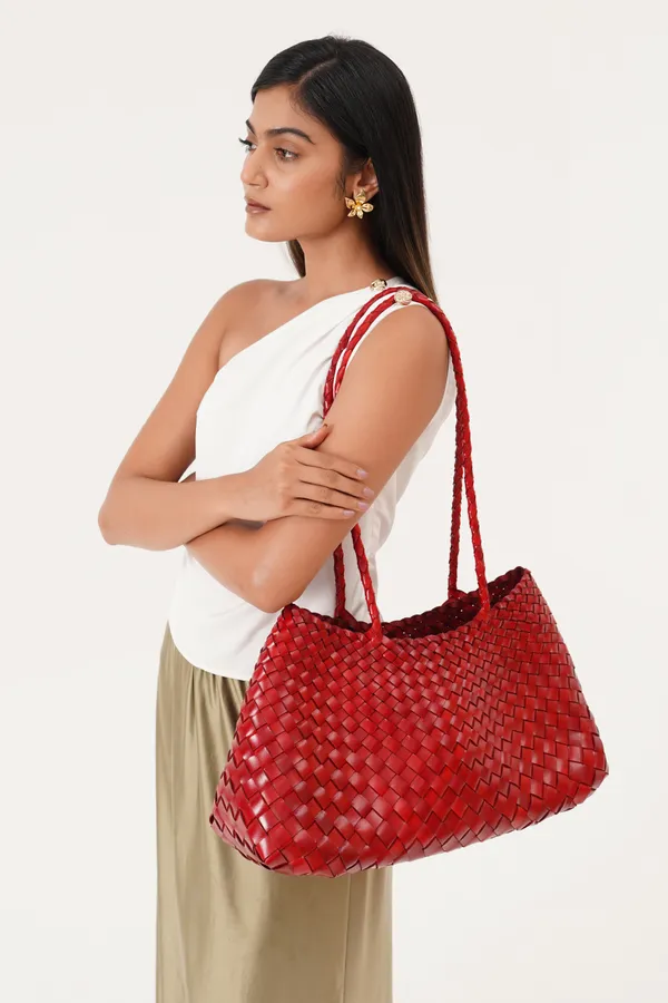 Scarlet_Flame_Premium_Leather_Tote_Bag_For_Women