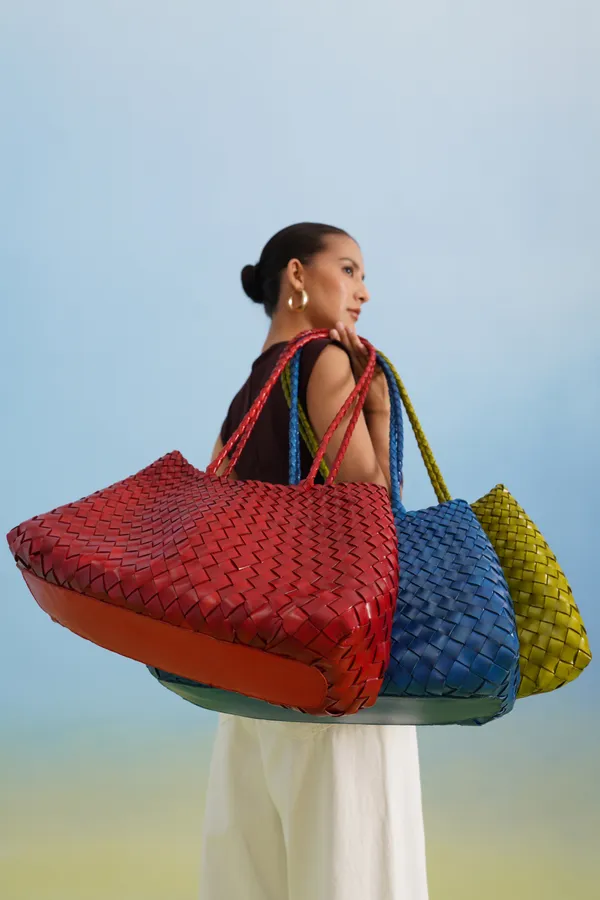 Scarlet_Flame_Premium_Leather_Tote_Bag_For_Women