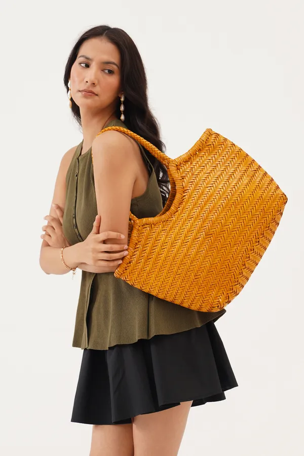 Amber_Glow_Premium_Leather_Tote_Bag_For_Women