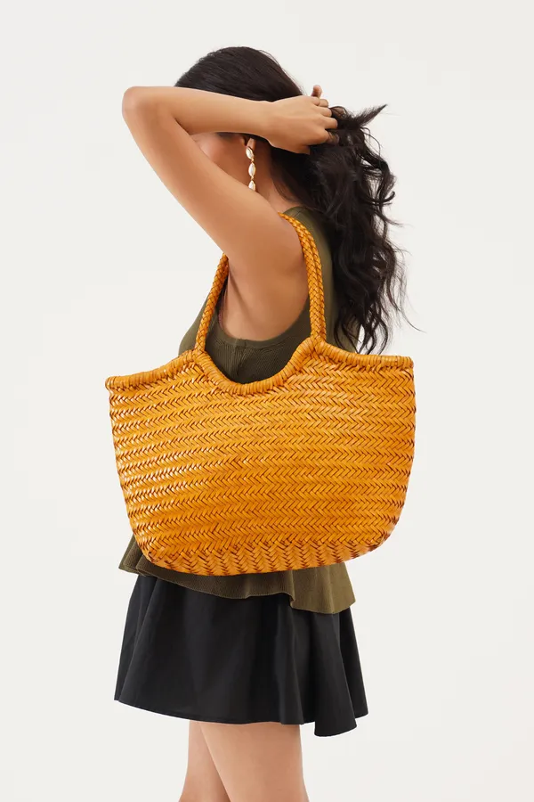 Amber_Glow_Premium_Leather_Tote_Bag_For_Women